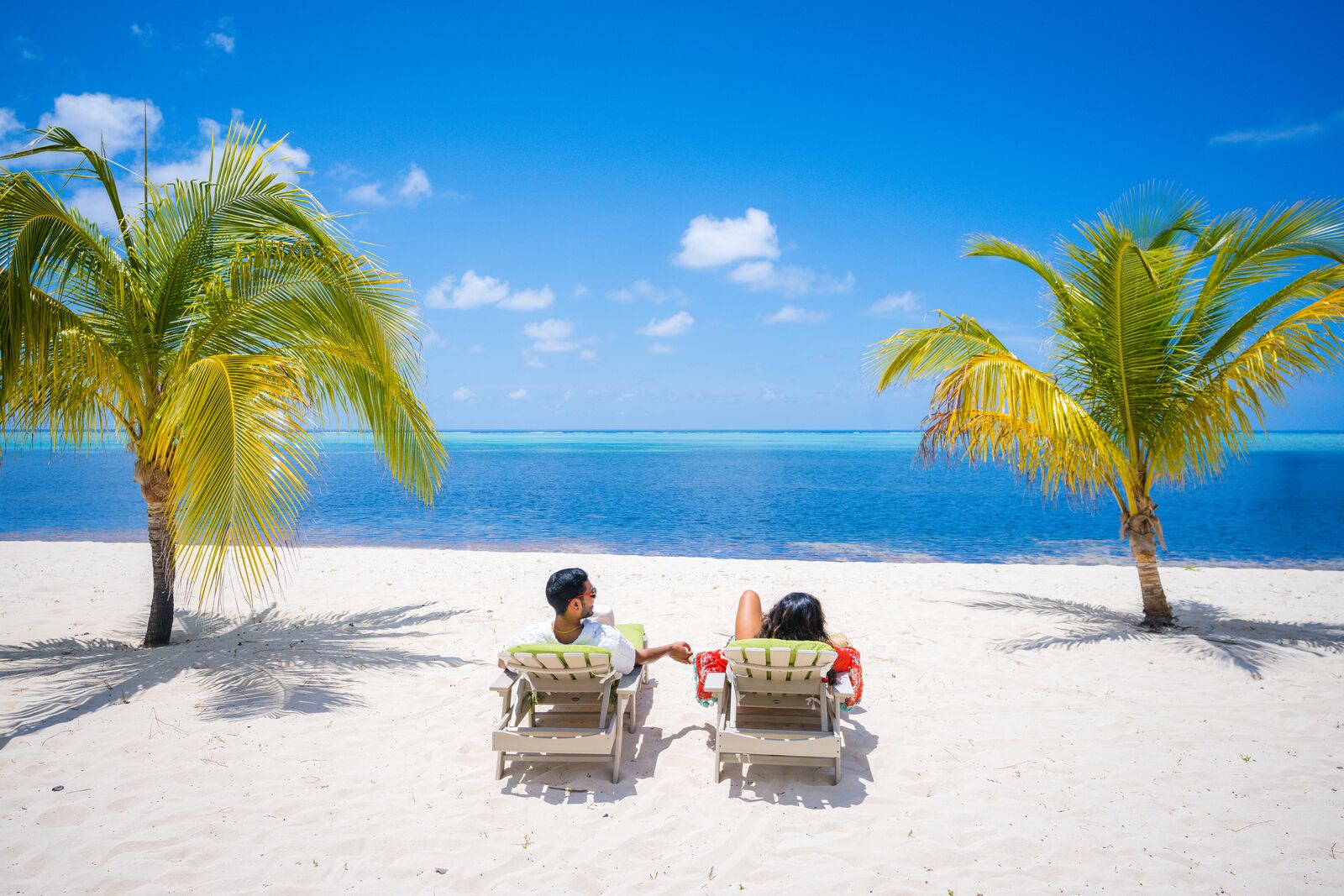 Large-Little-Cayman-Beach-Day-Couples-2024-1