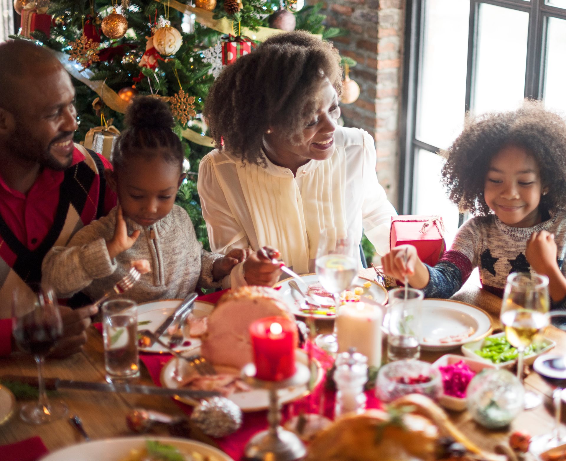 A Festive Feast: Traditional Potluck Christmas Dinner in the Cayman Islands