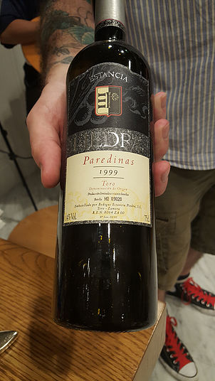Paredinas spanish wine
