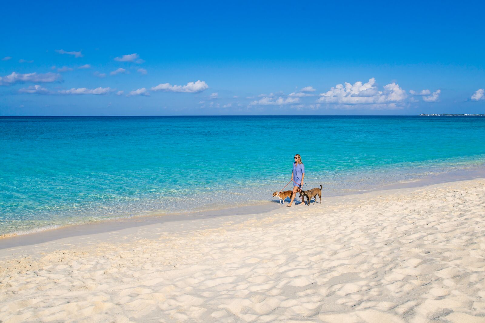 Large-Cayman_Islands_Beach_Seven-Mile-Beach_1